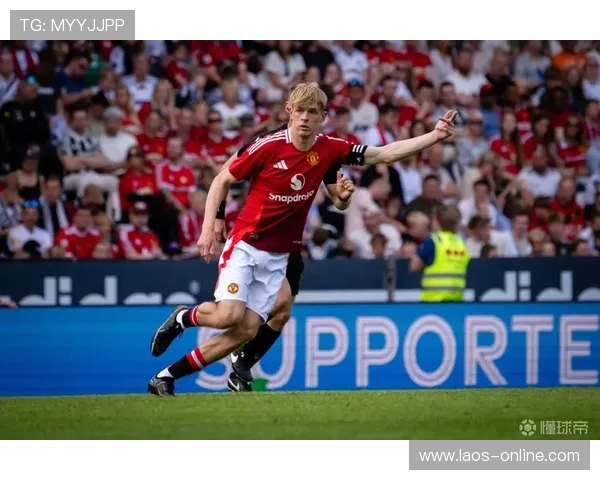 曼联召回21岁外租中场托比科利尔